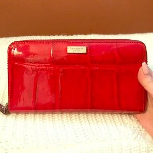 Kate Spade Red Wallet ❤️